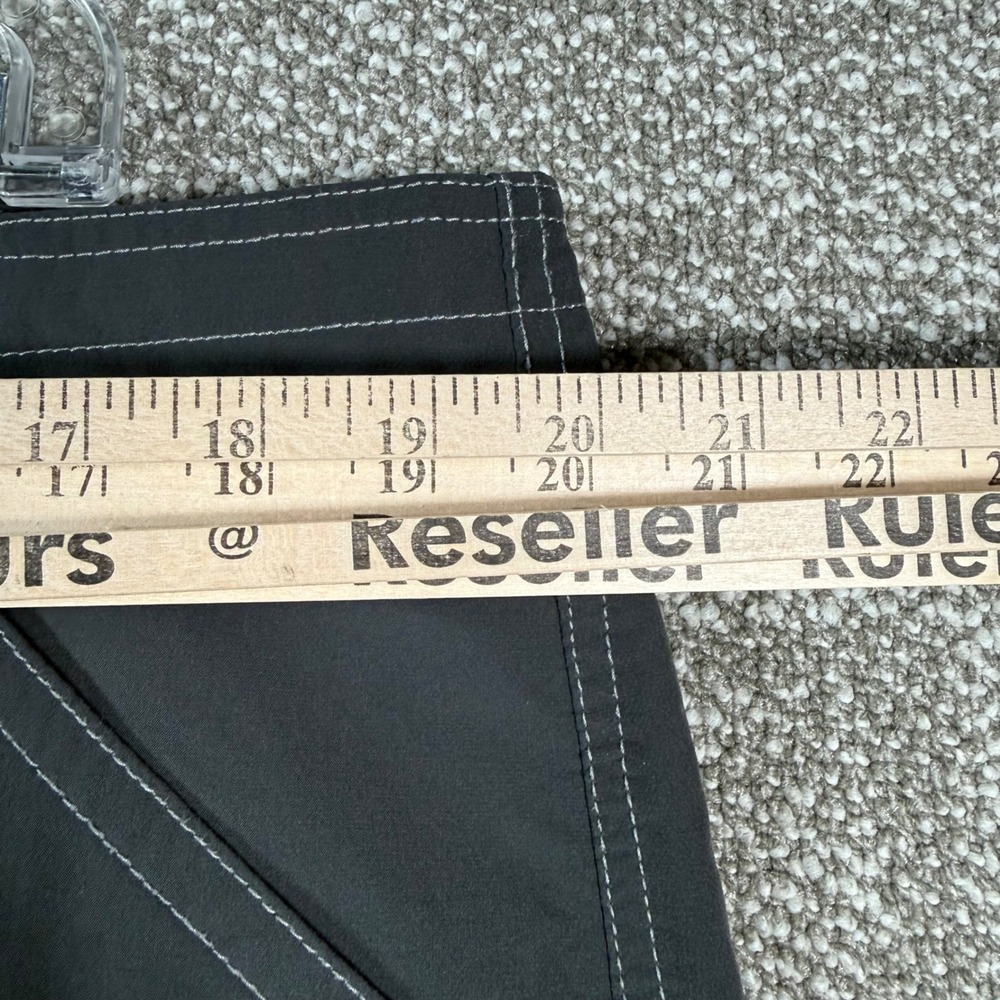 Kuhl Shorts Mens Renegade 40 Gray Cargo Hiking Technical Outdoor Stretchy - Picture 5 of 7